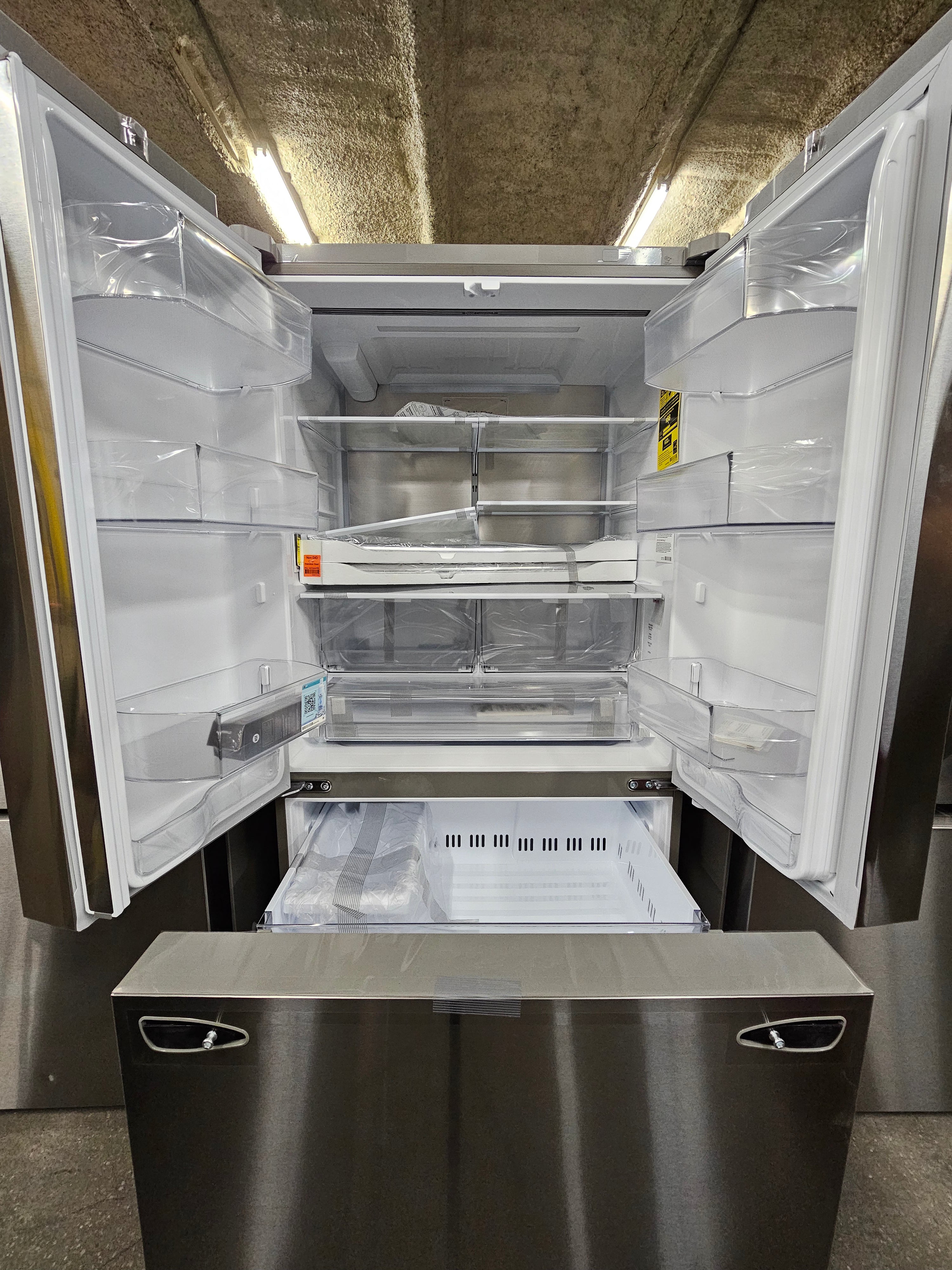 LG 27 cu. ft. Smart Counter-Depth French Door Refrigerator with Internal Water Dispenser Stainless Steel